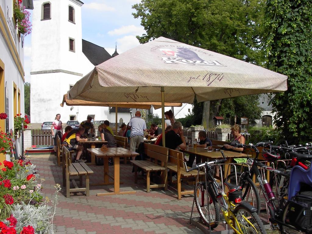 Pension A Restaurace Rudolec Hotel Český Rudolec Bagian luar foto